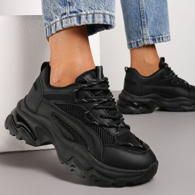 Buty sportowe damskie Renee ze sklepu: renee.pl w kategorii: Buty sportowe damskie - zdjęcie 6BEED23A-9DF-769_307817