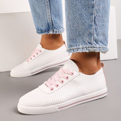 Trampki damskie casual Renee ze sklepu: renee.pl w kategorii: Trampki damskie - zdjęcie 6BEED23A-9DF-769_311838