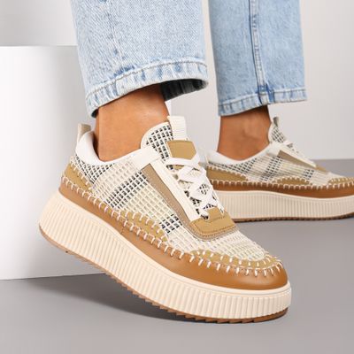 Buty sportowe damskie casual z haftem Renee ze sklepu: renee.pl w kategorii: Buty sportowe damskie - zdjęcie 6BEED23A-9DF-769_340461
