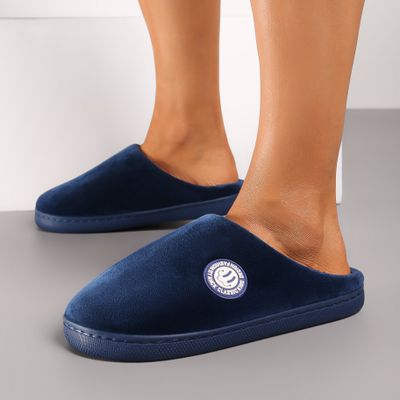 Kapcie damskie casual Renee ze sklepu: renee.pl w kategorii: Kapcie damskie - zdjęcie 6BEED23A-9DF-769_345422
