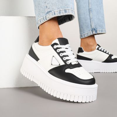 Buty sportowe damskie Renee ze sklepu: renee.pl w kategorii: Buty sportowe damskie - zdjęcie 6BEED23A-9DF-769_368656