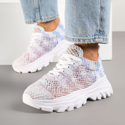 Buty sportowe damskie casual Renee ze sklepu: renee.pl w kategorii: Buty sportowe damskie - zdjęcie 6BEED23A-9DF-769_375961
