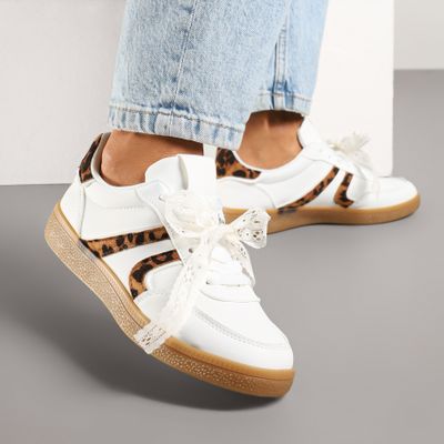 Buty sportowe damskie casual Renee ze sklepu: renee.pl w kategorii: Buty sportowe damskie - zdjęcie 6BEED23A-9DF-769_377005