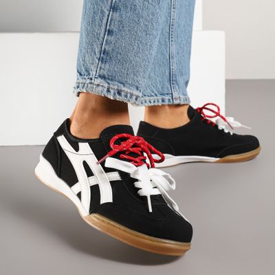 Buty sportowe damskie Renee ze sklepu: renee.pl w kategorii: Buty sportowe damskie - zdjęcie 6BEED23A-9DF-769_377179