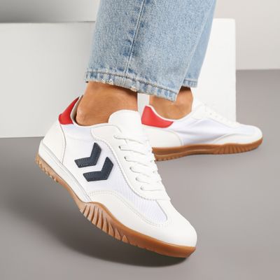 Buty sportowe damskie Renee ze sklepu: renee.pl w kategorii: Buty sportowe damskie - zdjęcie 6BEED23A-9DF-769_382564