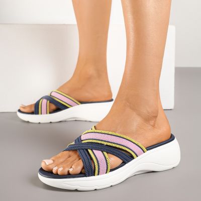 Klapki damskie casual na lato Renee ze sklepu: renee.pl w kategorii: Klapki damskie - zdjęcie 6BEED23A-9DF-769_383171