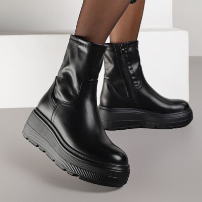 Botki casual na lato Renee ze sklepu: renee.pl w kategorii: Botki - zdjęcie 6BEED23A-9DF-769_399719