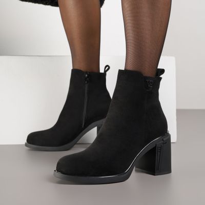Botki casual Renee ze sklepu: renee.pl w kategorii: Botki - zdjęcie 6BEED23A-9DF-769_400131