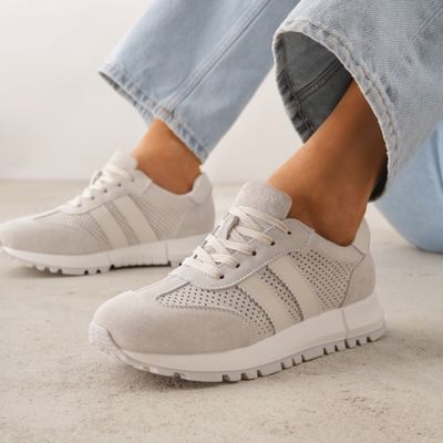 Buty sportowe damskie Renee ze sklepu: renee.pl w kategorii: Buty sportowe damskie - zdjęcie 6BEED23A-9DF-769_404385