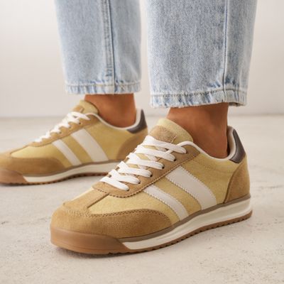 Renee - Buty sportowe damskie casual na lato ze sklepu: renee.pl w kategorii: Buty sportowe damskie - zdjęcie 6BEED23A-9DF-769_405215