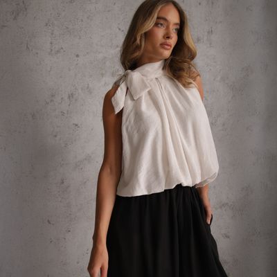 Bluzka damska elegancka Renee ze sklepu: renee.pl w kategorii: Bluzki damskie - zdjęcie 6BEED23A-9DF-769_408085