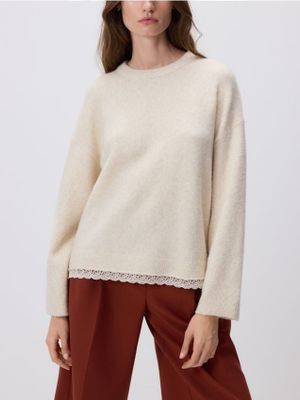 Sweter damski koronkowy Reserved ze sklepu: Reserved w kategorii: Swetry damskie - zdjęcie 74CCA4C-3C1-6972_069GH