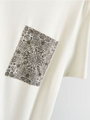 T-shirt męski w stylu młodzieżowym Reserved ze sklepu: Reserved w kategorii: T-shirty męskie - zdjęcie 74CCA4C-3C1-6972_075IS
