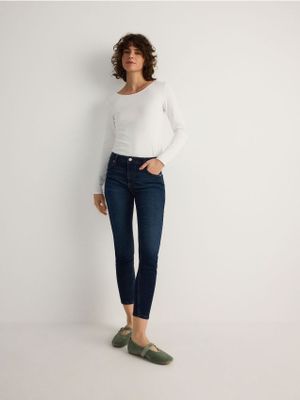 Jeansy damskie w miejskim stylu Reserved ze sklepu: Reserved w kategorii: Jeansy damskie - zdjęcie 74CCA4C-3C1-6972_089AO