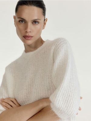 Sweter damski Reserved ze sklepu: Reserved w kategorii: Swetry damskie - zdjęcie 74CCA4C-3C1-6972_199HI