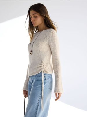Sweter damski casualowy Reserved ze sklepu: Reserved w kategorii: Swetry damskie - zdjęcie 74CCA4C-3C1-6972_224GP