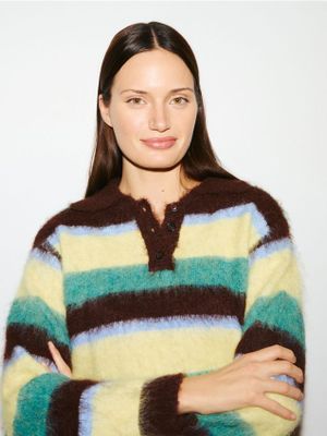 Sweter damski jesienny Reserved ze sklepu: Reserved w kategorii: Swetry damskie - zdjęcie 74CCA4C-3C1-6972_238IW