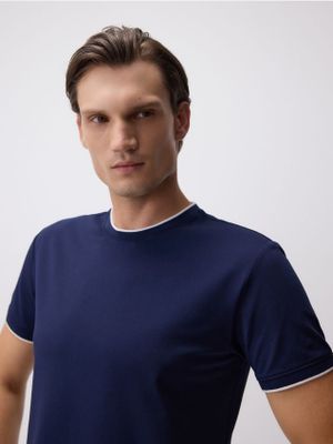 T-shirt męski bez wzorów Reserved ze sklepu: Reserved w kategorii: T-shirty męskie - zdjęcie 74CCA4C-3C1-6972_252FP