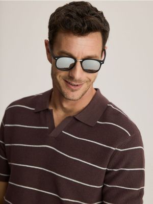 Okulary przeciwsłoneczne casual Reserved ze sklepu: Reserved w kategorii: Okulary przeciwsłoneczne męskie - zdjęcie 74CCA4C-3C1-6972_357IW