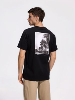 T-shirt męski Reserved ze sklepu: Reserved w kategorii: T-shirty męskie - zdjęcie 74CCA4C-3C1-6972_561IO