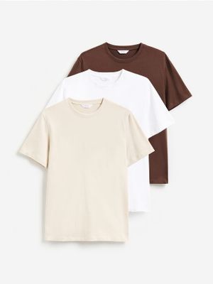 T-shirt męski na lato Reserved ze sklepu: Reserved w kategorii: T-shirty męskie - zdjęcie 74CCA4C-3C1-6972_601IO