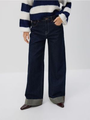 Jeansy damskie letnie Reserved ze sklepu: Reserved w kategorii: Jeansy damskie - zdjęcie 74CCA4C-3C1-6972_637HF