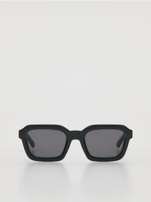 Okulary przeciwsłoneczne damskie jesienny Reserved ze sklepu: Reserved w kategorii: Okulary przeciwsłoneczne damskie - zdjęcie 74CCA4C-3C1-6972_762KD