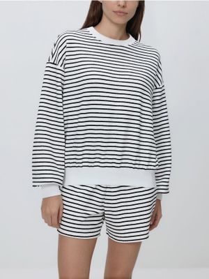 Bluza damska na wiosnę Reserved ze sklepu: Reserved w kategorii: Bluzy damskie - zdjęcie 74CCA4C-3C1-6972_817HS