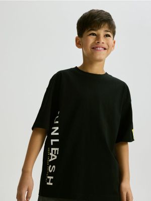 Reserved - T-shirt chłopięce ze sklepu: Reserved w kategorii: T-shirty chłopięce - zdjęcie 74CCA4C-3C1-6972_930HR