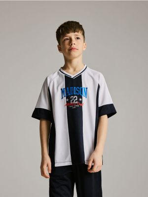 T-shirt chłopięce na wiosnę Reserved ze sklepu: Reserved w kategorii: T-shirty chłopięce - zdjęcie 74CCA4C-3C1-6972_953HR
