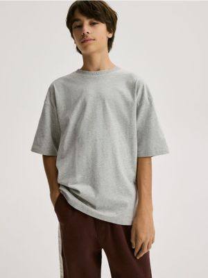 T-shirt chłopięce na zimę Reserved ze sklepu: Reserved w kategorii: T-shirty chłopięce - zdjęcie 74CCA4C-3C1-6972_972HR
