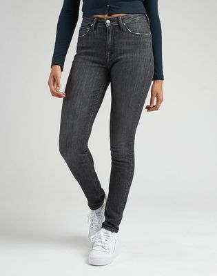 Jeansy damskie na wiosnę casual ze sklepu: YouNeedit.pl w kategorii: Jeansy damskie - zdjęcie 7B609B-BBD-10295_45167