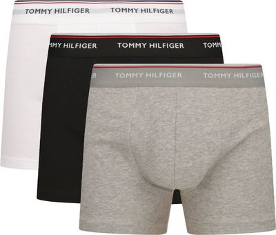 Majtki męskie z napisami Tommy Hilfiger Underwear ze sklepu: Gomez Fashion Store w kategorii: Majtki męskie - zdjęcie 874714-BD9-10338_TU212M000078004