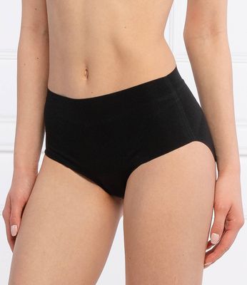 Majtki damskie Spanx ze sklepu: Gomez Fashion Store w kategorii: Majtki damskie - zdjęcie 874714-BD9-10338_SA212W000007805