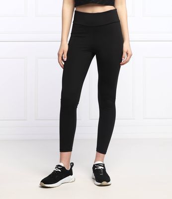 DKNY Sport - Spodnie damskie ze sklepu: Gomez Fashion Store w kategorii: Spodnie damskie - zdjęcie 874714-BD9-10338_DP221W000034007