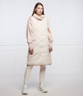 Kamizelka damska RIANI ze sklepu: Gomez Fashion Store w kategorii: Kamizelki damskie - zdjęcie 874714-BD9-10338_RI221W000034809