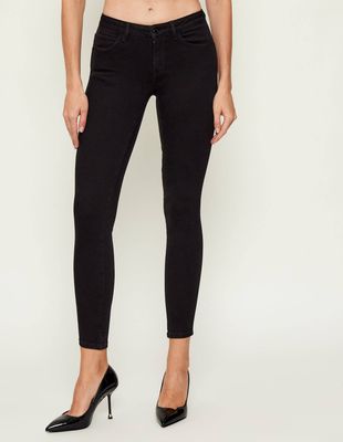 Jeansy damskie w miejskim stylu Guess ze sklepu: Gomez Fashion Store w kategorii: Jeansy damskie - zdjęcie 874714-BD9-10338_GJ224W000014K68