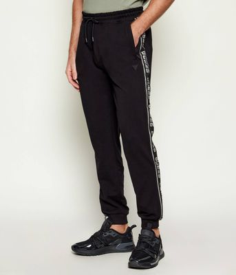 Spodnie męskie wiosenne GUESS ACTIVE ze sklepu: Gomez Fashion Store w kategorii: Spodnie męskie - zdjęcie 874714-BD9-10338_GV224M000004046