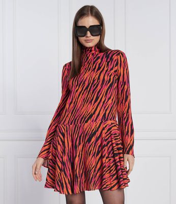 Sukienka casualowa Patrizia Pepe ze sklepu: Gomez Fashion Store w kategorii: Sukienki - zdjęcie 874714-BD9-10338_PK225W000012205