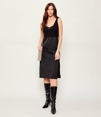 Sukienka casual Pinko ze sklepu: Gomez Fashion Store w kategorii: Sukienki - zdjęcie 874714-BD9-10338_PI225W000407099