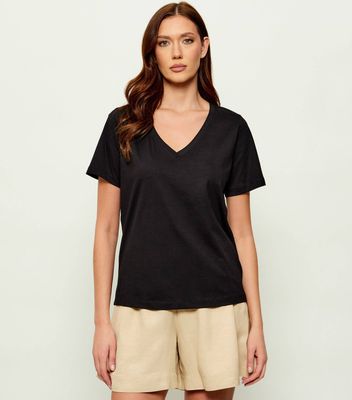 Bluzka damska na wiosnę casualowa Calvin Klein ze sklepu: Gomez Fashion Store w kategorii: Bluzki damskie - zdjęcie 874714-BD9-10338_CK231W000071A23
