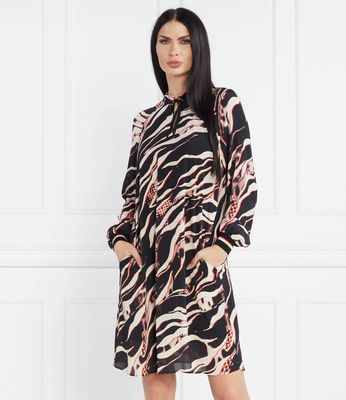 Sukienka wiosenna Marc Cain ze sklepu: Gomez Fashion Store w kategorii: Sukienki - zdjęcie 874714-BD9-10338_CR234W000012278
