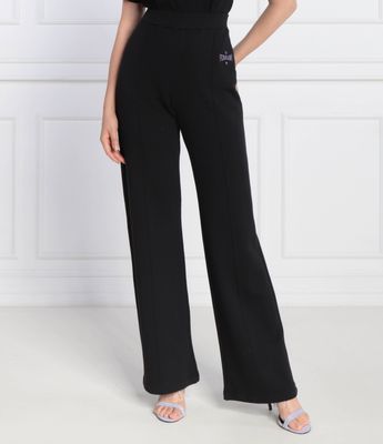 Spodnie damskie Chiara Ferragni ze sklepu: Gomez Fashion Store w kategorii: Spodnie damskie - zdjęcie 874714-BD9-10338_CF235W000009899