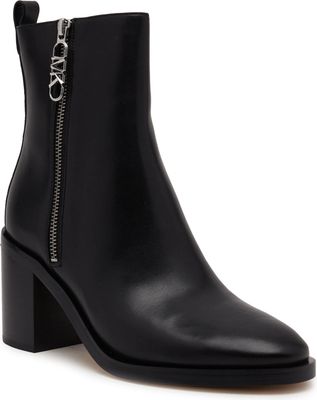 Botki sportowe na lato Michael Kors ze sklepu: Gomez Fashion Store w kategorii: Botki - zdjęcie 874714-BD9-10338_MK234W000084001