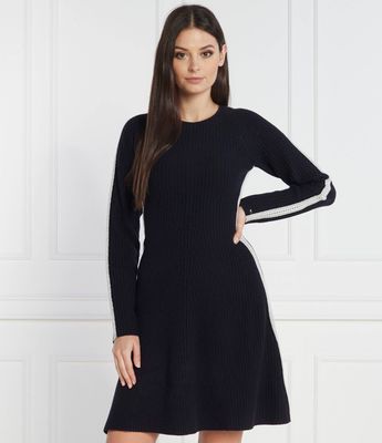 Sukienka Tommy Hilfiger ze sklepu: Gomez Fashion Store w kategorii: Sukienki - zdjęcie 874714-BD9-10338_TH235W000042F23