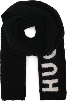 Szalik/chusta na jesień HUGO ze sklepu: Gomez Fashion Store w kategorii: Szaliki i chusty damskie - zdjęcie 874714-BD9-10338_BU235W000002001