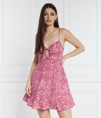 Sukienka w stylu młodzieżowym Pepe Jeans London ze sklepu: Gomez Fashion Store w kategorii: Sukienki - zdjęcie 874714-BD9-10338_PJ242W000078003