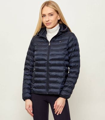Kurtka damska Tommy Hilfiger ze sklepu: Gomez Fashion Store w kategorii: Kurtki damskie - zdjęcie 874714-BD9-10338_TH242W000272F23