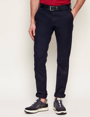 Spodnie męskie Tommy Hilfiger ze sklepu: Gomez Fashion Store w kategorii: Spodnie męskie - zdjęcie 874714-BD9-10338_TH242M000240F23