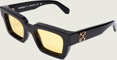 Okulary przeciwsłoneczne damskie Off-White ze sklepu: Gomez Fashion Store w kategorii: Okulary przeciwsłoneczne damskie - zdjęcie 874714-BD9-10338_OF242U000013026